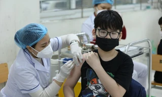 Tiêm vắc xin là biện pháp hiệu quả phòng dịch COVID-19 