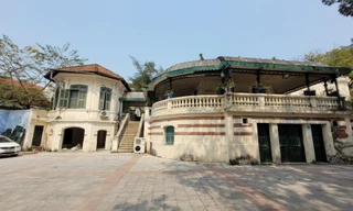 Bồi hồi ghé nhà Ba Tám 