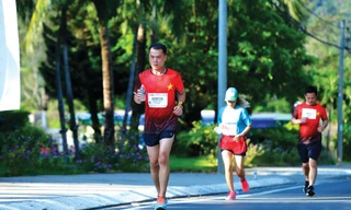 Phó Giám đốc Trung tâm HLTTQG Hà Nội Nguyễn Anh Minh thi đấu tại Côn Đảo 