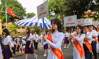 Ông Cao Thanh Bình, Trưởng ban Văn hóa xã hội HĐND TPHCM cho hay, năm học 2023-2024 là năm đầu tiên TPHCM xây dựng và quy định danh mục các khoản thu trong trường học