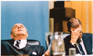 Tài liệu Mỹ phơi bày bí mật và dối trá về Chiến tranh Việt Nam 