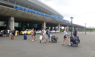 Khách quốc tế đến Việt Nam cần được đối xử bình đẳng Ảnh: NHẬT HUY 