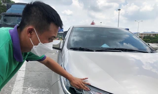 Không thể ép người dân phải dán thẻ ETC nếu họ không đi vào cao tốc Ảnh: Anh Trọng 