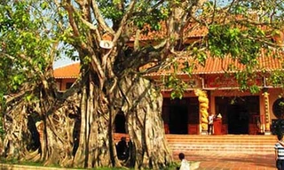 Đền thiêng Thần thành hoàng Lương Văn Chánh ở Phú Yên