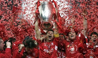 Gerrard là cầu thủ duy nhất ghi bàn ở chung kết FA Cup, Cup Liên đoàn Anh, UEFA Cup và Champions League.