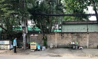 Khu vực chị Tuyết thường bán bún riêu.