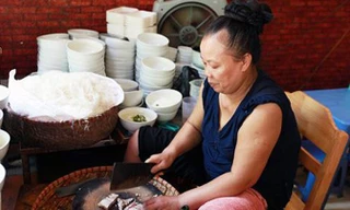 Quán “bún chửi” trên phố Ngô Sĩ Liên, Hà Nội.