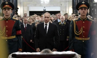 Tổng thống Putin dự đám tang của đại sứ Nga tại Thổ Nhĩ Kỳ Andrey Karlov. Ảnh: Sputnik.