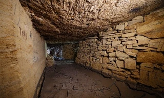 Nếu kéo thẳng đường hầm thì hệ thống ở Odessa có thể dẫn tới thủ đô Paris, Pháp. Ảnh: Goneva.