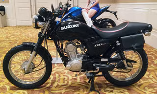 Chiếc Suzuki GD110 độ với phụ kiện của Thái Lan.