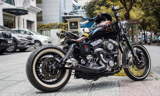 Tròn mắt trước Harley-Davidson độ phong cách Halloween