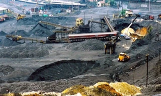 Chính phủ chỉ đạo nhiều giải pháp hỗ trợ TKV vượt khó