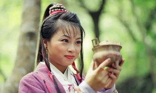 Nàng A Tử ‘Thiên long bát bộ’ bản TVB ở tuổi 57