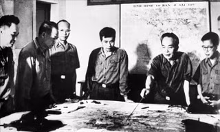 Đại tướng Võ Nguyên Giáp: Vị tướng huyền thoại, văn - võ song toàn