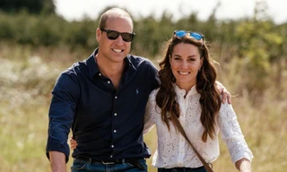 Ảnh tình tứ của Kate và William hút triệu lượt Thích