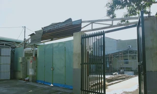 Phó Chủ tịch HĐNĐ quận Thủ Đức tháo dỡ 7 công trình vi phạm của gia đình