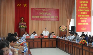 Tỉnh ủy Hậu Giang nói về việc chậm xử lý vụ xe biển xanh đi dự tiệc