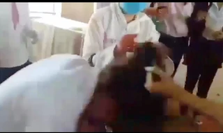 Công an vào cuộc vụ nữ sinh lớp 7 bị đánh rồi tung clip lên mạng