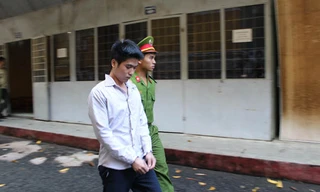 ‘Cọp vùng’ Nguyễn Văn Sự đã sộ khám. Ảnh: Tân Châu