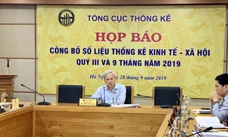 Tổng cục trưởng Tổng cục Thống kê Nguyễn Bích Lâm tại buổi công bố báo cáo. Ảnh:VGP