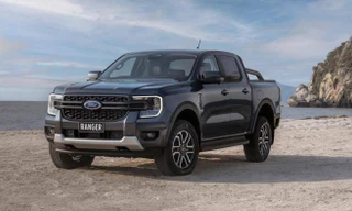 Loạt xe chào khách Việt trong tháng 8