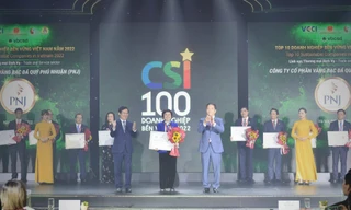 PNJ dẫn đầu top 10 Doanh nghiệp phát triển bền vững 2022 lĩnh vực thương mại dịch vụ 