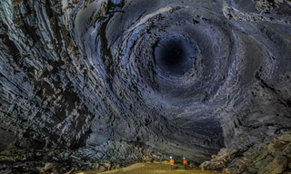 Kỳ lạ vòng xoáy như mắt bão trong hang động ở Quảng Bình