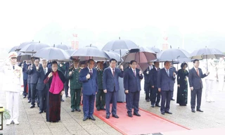 Hình ảnh lãnh đạo Đảng, Nhà nước vào Lăng viếng Chủ tịch Hồ Chí Minh