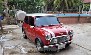 Tái hiện Mini Cooper phong cách Mr Bean tại Bến Tre