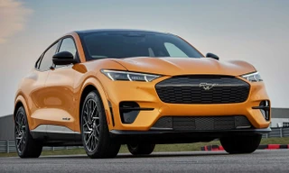 Ford chuyển hướng tập trung xe hybrid