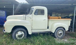 Bán tải hàng hiếm International R160 tại Đà Lạt