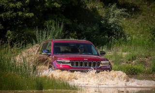 Những lợi thế của ô tô gầm cao