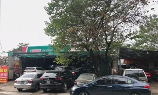 Người dùng tấp nập đưa ô tô đi bảo dưỡng dịp cận Tết