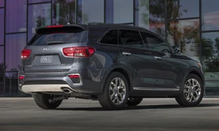 Crossover của Kia liên tiếp bị triệu hồi bởi lỗi camera chiếu hậu