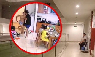 Vụ cầm dao đâm hàng xóm chung cư Hà Nội: Cử bảo vệ trực, cho con cái về quê