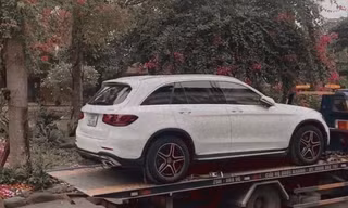 Mercedes-Benz GLC 300 gặp lỗi động cơ, đại lý Haxaco đề xuất bổ máy