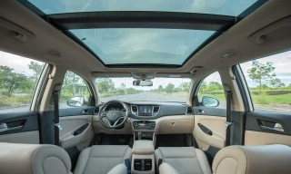 Mẹo giảm nhiệt ngày nắng nóng cho ô tô có cửa sổ trời