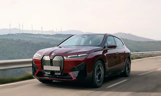 BMW triệu hồi xe điện iX do lỗi mất kiểm soát tốc độ