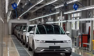 Xe điện đầu tiên của Hyundai xuất xưởng tại Việt Nam