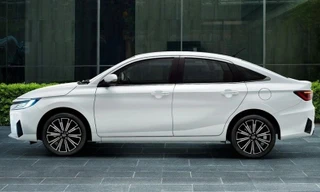 Toyota Vios hoàn toàn mới lộ diện thiết kế tại Việt Nam