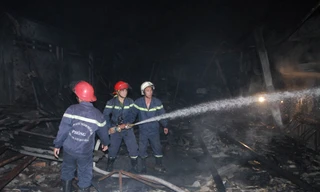 Cháy xưởng sản xuất mút xốp