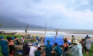 Bão Haiyan chưa đổ bộ, miền Trung đã gia tăng thiệt hại