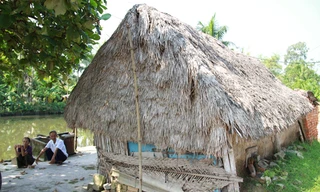 Ở nhà tranh vách đất, đỗ hai trường đại học