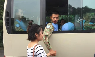 Phút chia tay của bác sĩ quân y lên đường đến NamSudan làm nhiệm vụ