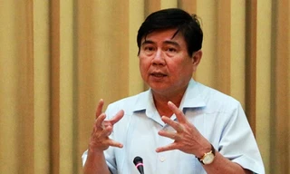 Chủ tịch TPHCM: Phải tìm biện pháp bảo vệ 'hiệp sĩ đường phố'