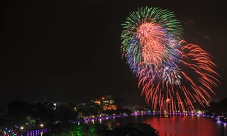2 triệu đồng một chỗ xem pháo hoa đêm Giao thừa