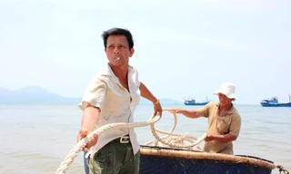 Thuyền trưởng Lê Văn Chiến chuẩn bị ra Hoàng Sa