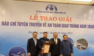 Báo Tiền Phong đạt giải nhì giải Báo chí tuyên truyền về an toàn giao thông