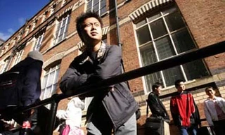 Anh sẽ cắt giảm thị thực sinh viên du học