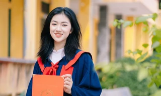 Nữ sinh 10x được kết nạp Đảng khi học lớp 12, giỏi ngoại ngữ, đam mê võ thuật